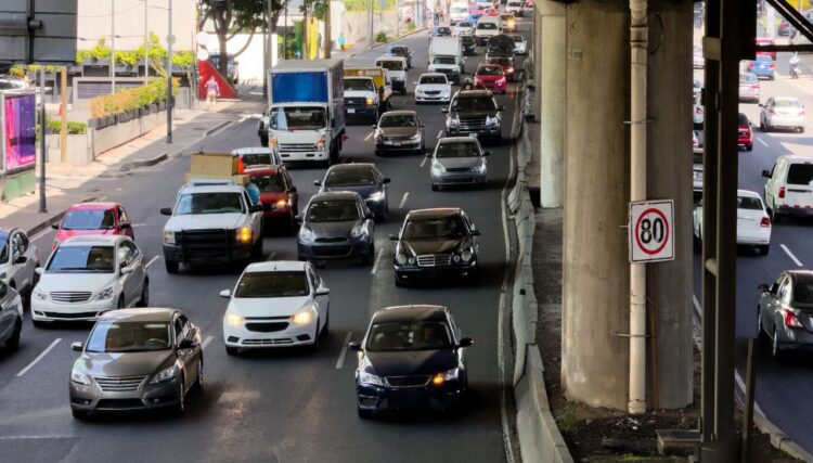 Guía rápida para saber si tu auto puede circular este sábado. Hoy No Circula Sabatino