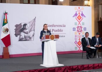 Gobierno federal afina artillería contra factureras y aduanas para recaudar 500 mil mdp este año
