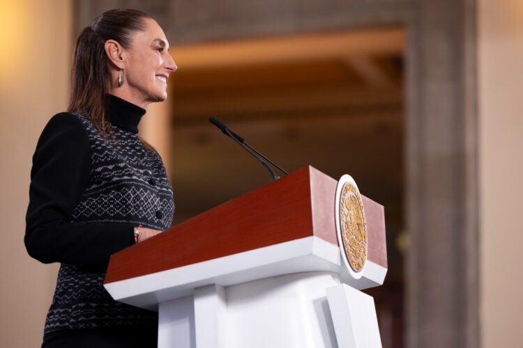 La presidenta Claudia Sheinbaum informa que representantes del Grupo Salinas se acercan al SAT