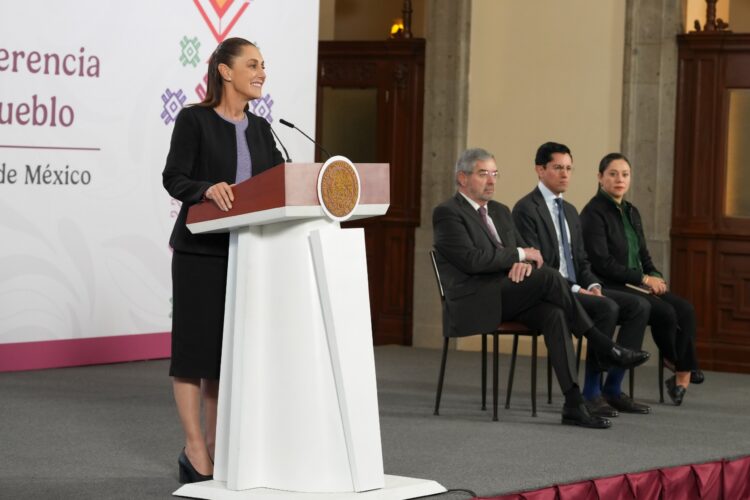 La presidenta Claudia Sheinbaum Pardo informa que habló vía telefónica con su homólogo de Estados Unidos, Donald Trump