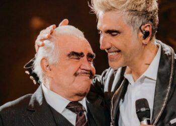 Alejandro Fernández recuerda con emotivo mensaje a su padre Vicente Fernández. | AMEXI/FOTO: IG @alexoficial