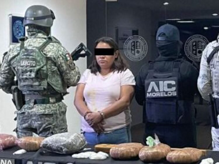 Christian Marlene “N”, excandidata del PRI-PRD a la presidencia municipal de Totolapan, Morelos, detenida por extorsión y posesión de droga. AMEXI Foto David Monrroy