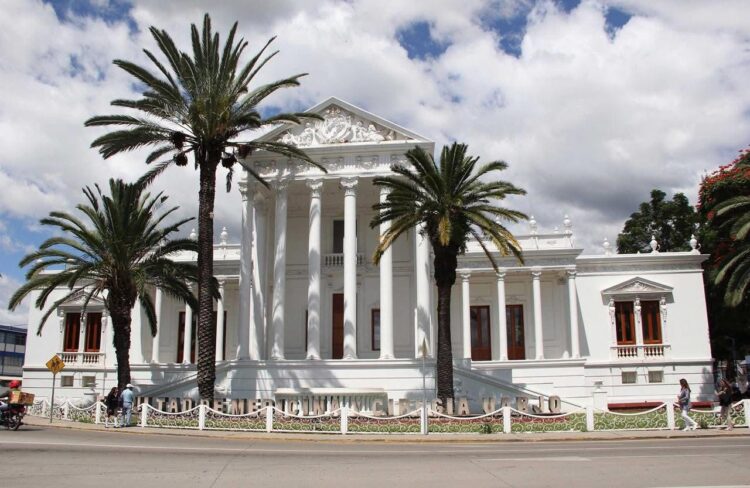 Más de 20 científicas de cuatro países en Congreso Internacional en la UABJO