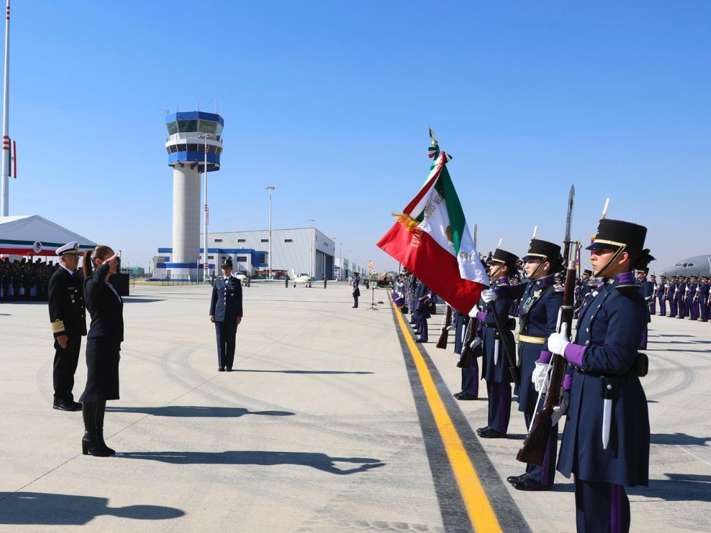 mujeres liderando misiones de vuelo 