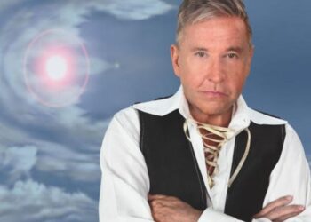 Ricardo Montaner presenta su álbum “Una mañana y un camino – Versión Montaner”, parte de su colección de reediciones.