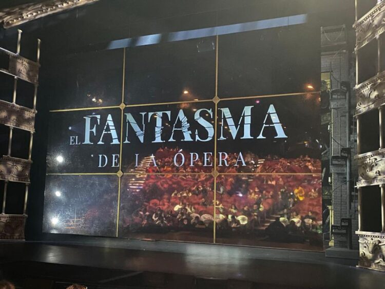 Miguel Bosé reaparece en el Fantasma de la opera