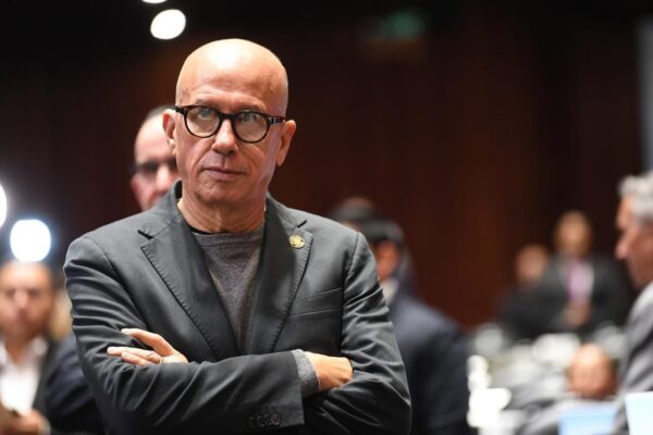 Éctor Jaime Ramírez, secretario de la Comisión de Salud