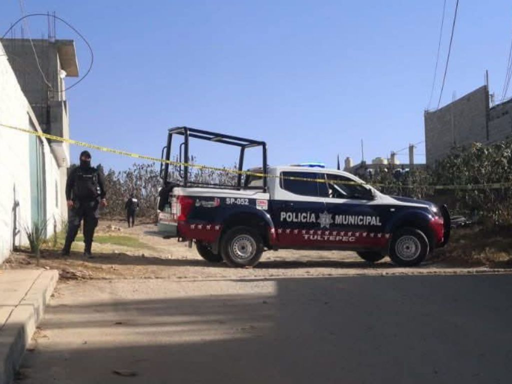 Hallan restos humanos en bolsas abandonadas en calles de Tultepec