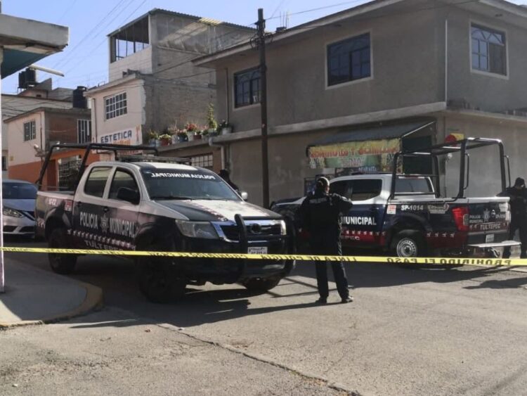 Hallan restos humanos en bolsas abandonadas en calles de Tultepec