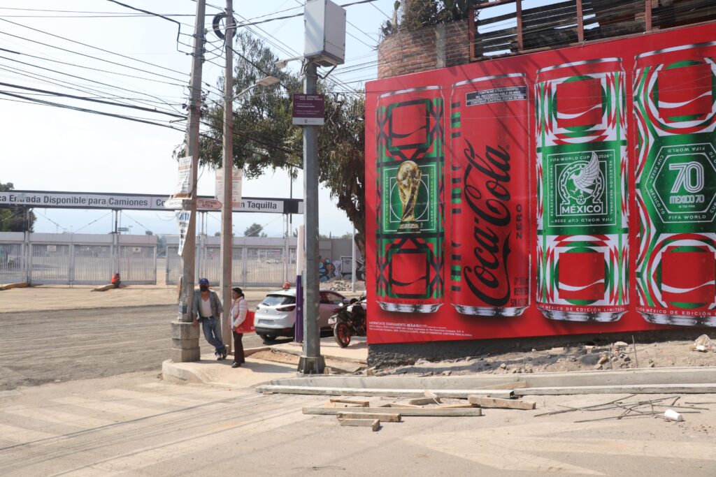 Vecinos organizados de los Pedregales de Coyoacán protestan contra la Línea 14 del Trolebús
