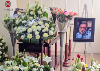 Último adiós al periodista Jorge Meléndez.