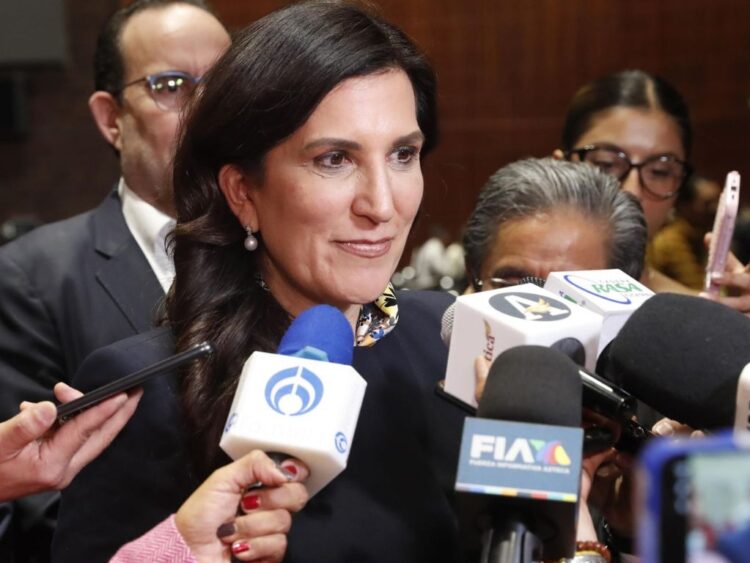 Kenia López Rabadán en México no llegamos todas