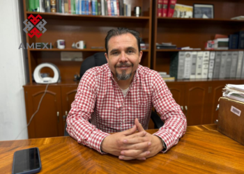 El abogado Carlos Mendoza Mendoza, explica de que la reforma presidencial para establecer jornada laboral de 40 horas semanales, no garantiza más descanso para los trabajadores, al no establecer 2 días de descanso obligatorio