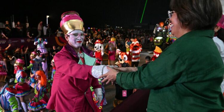 Más de 250 mil personas en el cuarto día del Carnaval de Veracruz 2026