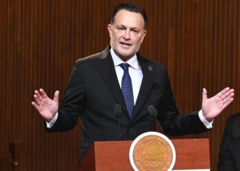 Mauricio Kuri llama a una reforma electoral con consenso