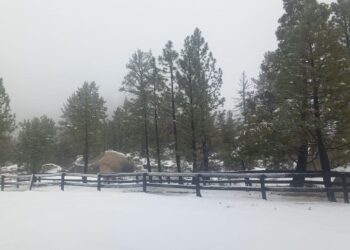 Nevada cubre sierras de Ensenada