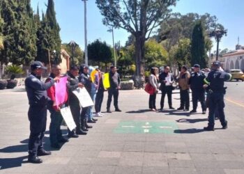 Policías de Almoloya de Juárez paran labores y exigen pago de prestaciones