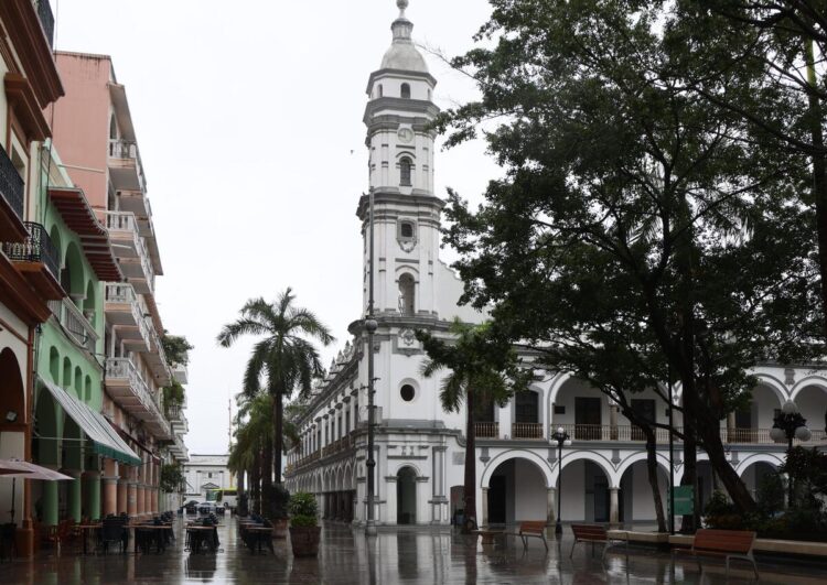 Por frente frío 32, Veracruz registra lluvias y bajas temperaturas