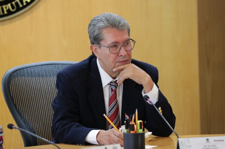 El líder de los diputados de Morena, Ricardo Monreal Ávila, externó su respaldo a la iniciativa de la presidenta