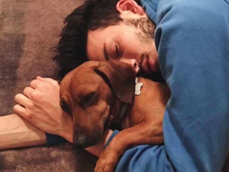 Sebastián Yatra está de luto por la muerte de su mascota Rancherito. | AMEXI/FOTO: IG @sebastianyatra
