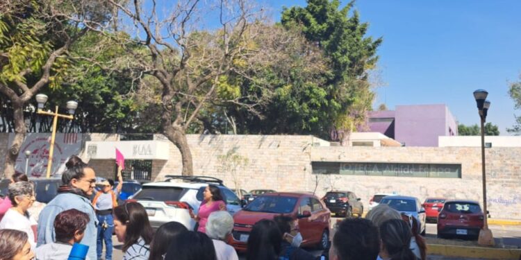 Simulacro de sismo en Centro Cultural Tlatelolco. AMEXI/ Foto: Érika González