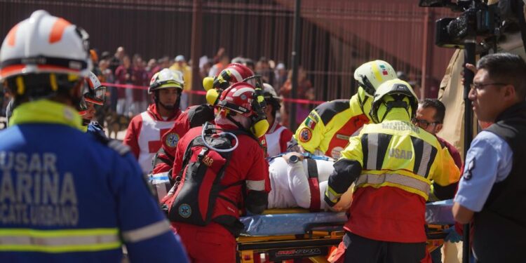 Simulacro de sismo en la CDMX. AMEXI/ Foto: Fernando Ortega