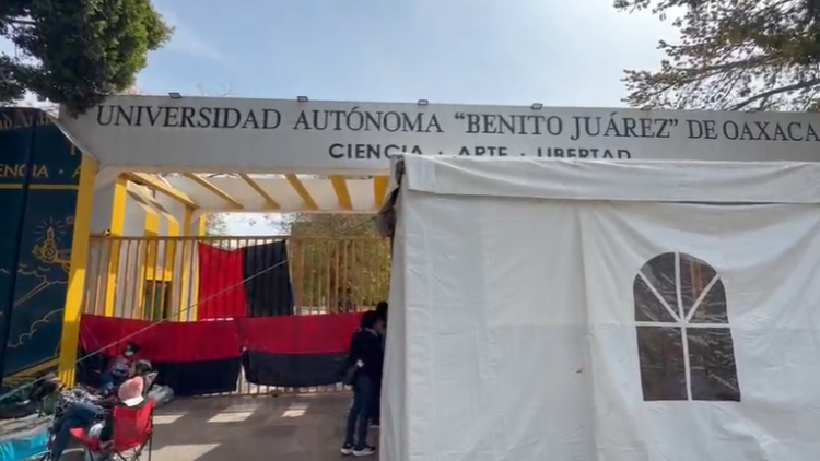 STEUABJO estalla huelga en la Universidad de Oaxaca