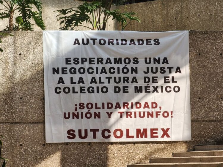 aumento salatrial. Sutcolmex. Huelga estallada el 2 de febrero. AMEXI Foto Florentino López