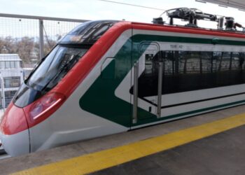 Primer día de operación total de El Insurgente sacude al transporte foráneo en Edomex