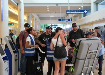 Turismo en México rompe récord en 2025: más de 98 millones de visitantes y gasto histórico de 34 mil 991 mdd