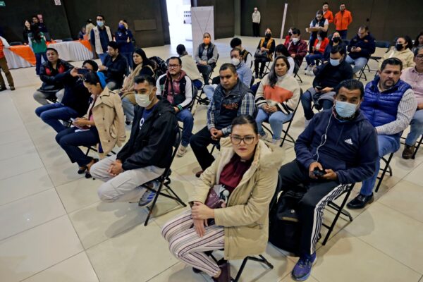 contempla la aplicación de 103 mil 600 dosis para maestras y maestros de todos los niveles educativos