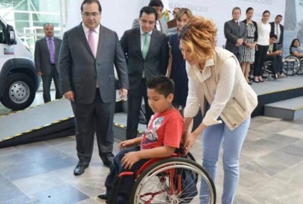 La medida cautelar deriva del presunto desvío de 5 millones de pesos de un fondo destinado para personas con discapacidad