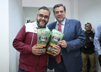 Fernando Mercado , alcalde de la Magdalena Contreras, y Mauricio Sulaimán