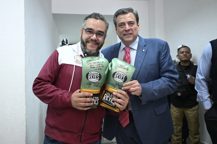 Fernando Mercado , alcalde de la Magdalena Contreras, y Mauricio Sulaimán