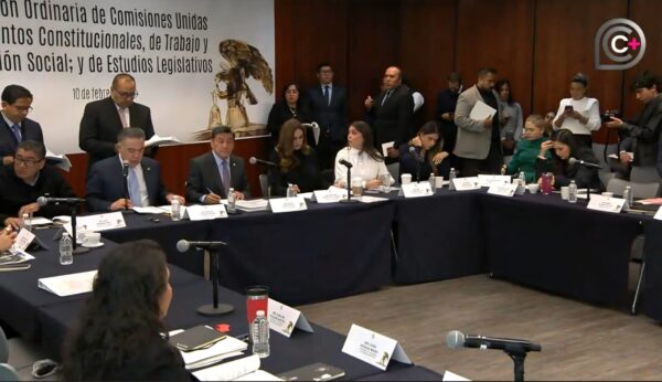 Comisiones unidas del Senado avalan dictamen para reducción de jornada laboral