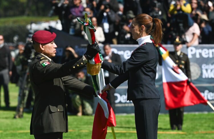Presidenta de México, Claudia Sheinbaum en la conmemoración del Día de la Bandera