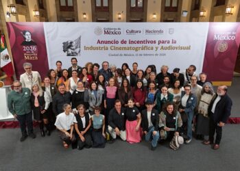 En el marco de la presentación de los Incentivos para la Industria Cinematográfica en México, la secretaria de Cultura, Claudia Curiel de Icaza anuncia un crédito fisca
