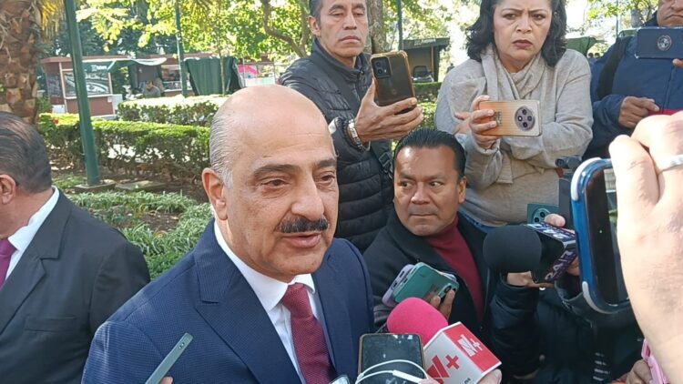 El secretario de Gobierno de Veracruz, Ricardo Ahued Bardahuil informa que iniciará la revisión de todas las notarías pública del estado. AMEXI/FOTO/ Especial