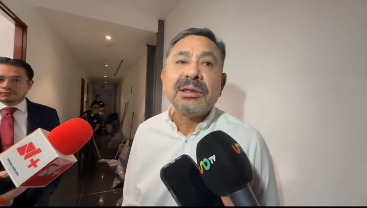 El senador de Morena por BCS, Homero Davis rechaza que participó en un presunto desvío de recursos para financiar la campaña de Adán Augusto López,