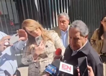 El senador de Morena y aspirante al gobierno de Michoacán, Raúl Morón señala que tiene “las manos limpias”, al rechazar cualquier vínculo con el asesinato de Carlos Manzo