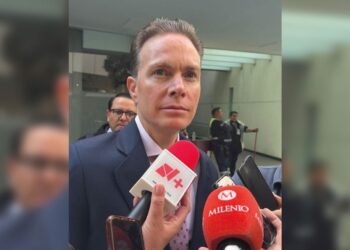 Manuel Velasco del PVEM destapa a Ruth González Silva como próxima gobernadora de SLP