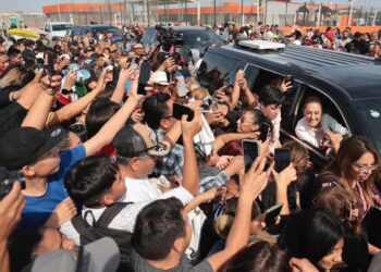 La presidenta de México, Claudia Sheinbaum Pardo afirma que la salud, la educación y la vivienda no pueden tratarse como mercancías.