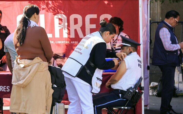 Gobierno de la CDMX aplica más de un millón de vacunas contra el sarampión