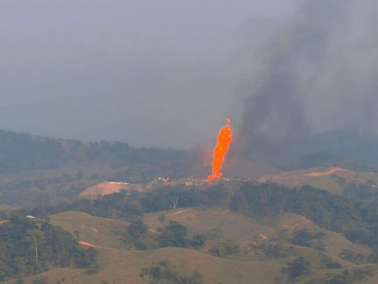 72 hrs de zozobra por explosión de pozo de Pemex en Las Choapas