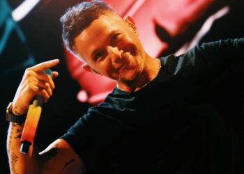 Alejandro Sanz da pistas de tener una relación sentimental con Stephanie Cayo