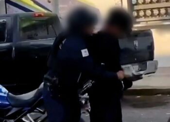 Alumno asesina a maestras en preparatoria Anton Makárenko