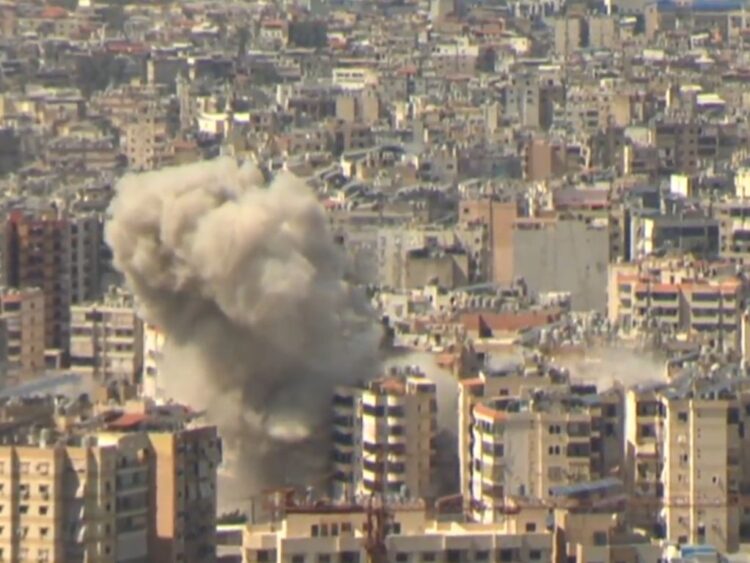 Israel bombardeó el sur de Beirut, capital de Líbano.