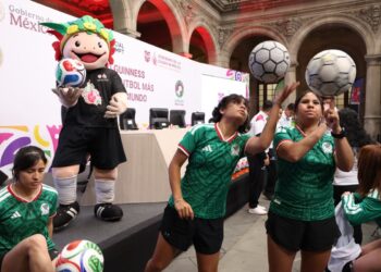 La CDMX va por Récord Guinness de la mega clase de futbol más grande del mundo