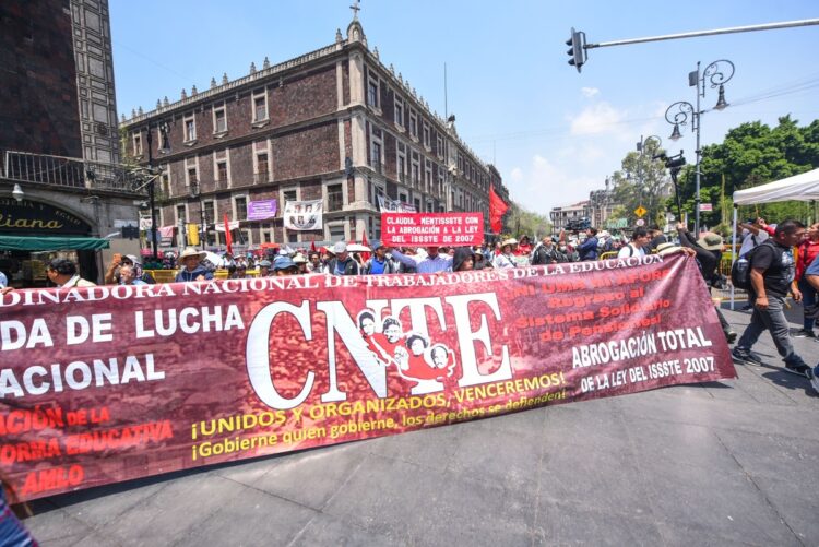 Segob y SEP insisten en dialogar con la maestras y maestros de la Coordiadora Nacional de Trabajadores de la Educación (CNTE).