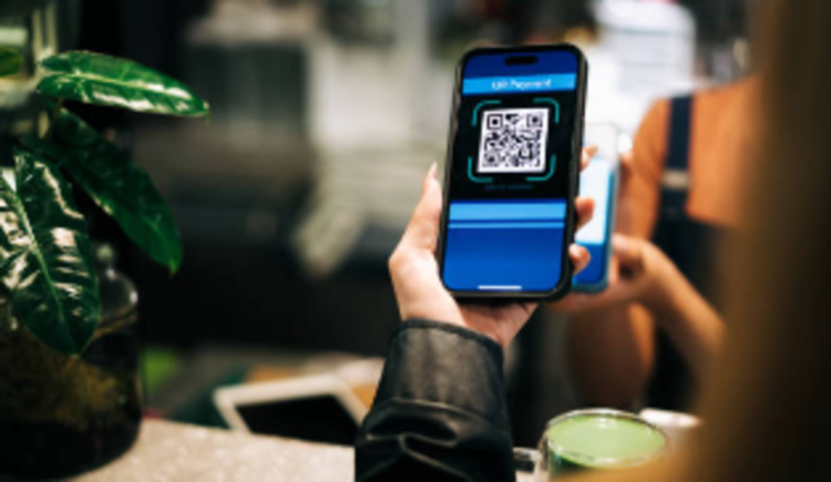 Ten cuidado si llega un paquete inesperado a tu domicilio, podrían robarte por QR